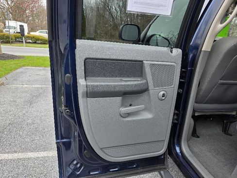 Used 2006 Dodge Ram 1500 Truck SLT image 14
