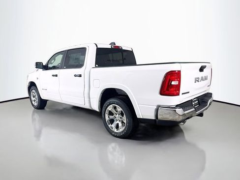 New 2026 RAM 1500 4x4 Crew Cab image 5