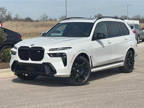 New 2026 BMW X7 M60i image 1