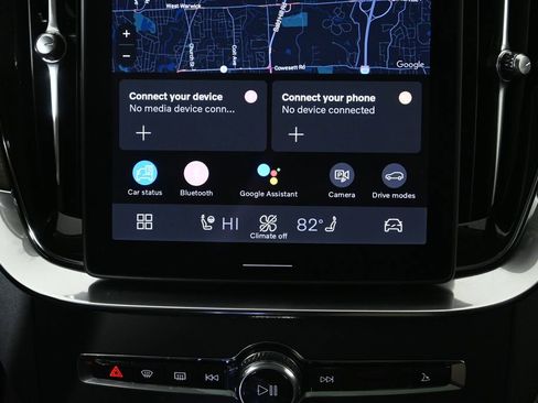 Used 2025 Volvo XC90 B5 Plus w/ Protection Package Premier image 22