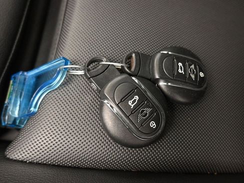 Used 2022 MINI Cooper S image 52