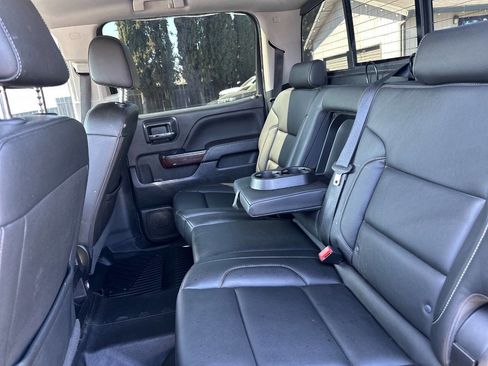 Used 2018 GMC Sierra 1500 SLT w/ SLT Premium Package image 15