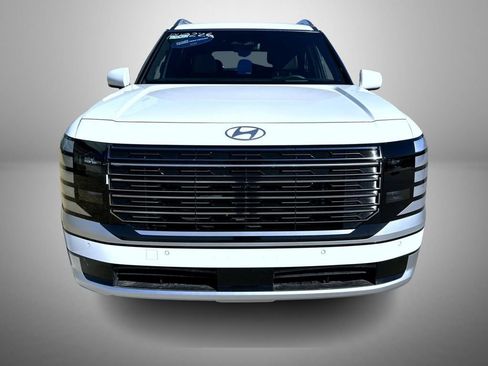 Used 2026 Hyundai Palisade Calligraphy image 2