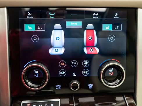 Used 2022 Land Rover Range Rover Westminster Edition image 32