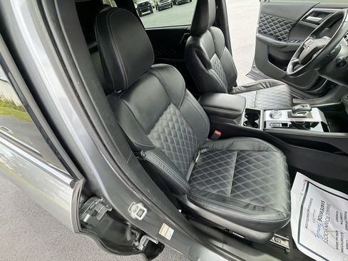 Used 2022 Mitsubishi Outlander SEL AWD/4WD image 30