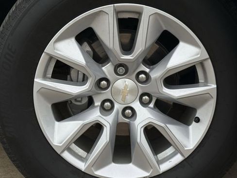 Used 2022 Chevrolet Silverado 1500 Custom w/ Safety Confidence Package image 10