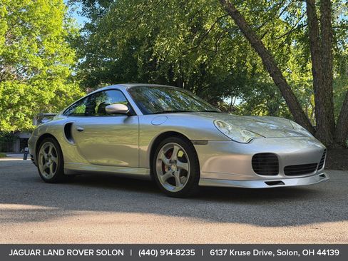 Used 2003 Porsche 911 GT2 RWD image 17