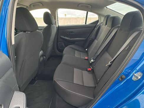 Used 2025 Nissan Sentra SV FWD image 31
