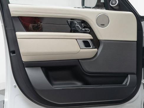 Used 2022 Land Rover Range Rover Westminster Edition image 40