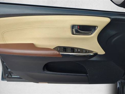 Used 2015 Toyota Avalon XLE FWD image 12