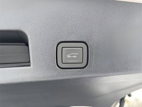 New 2026 Chevrolet Traverse Z71 image 24