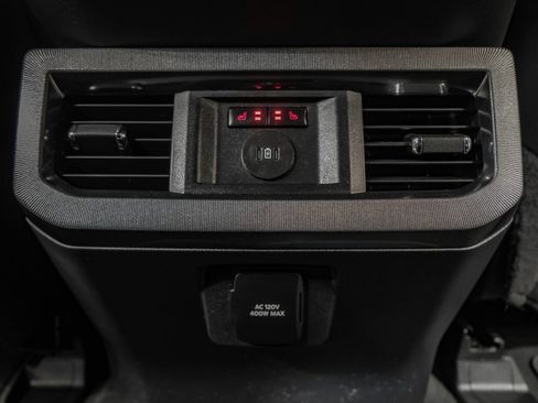 Used 2025 Ford F350 Platinum AWD/4WD image 39