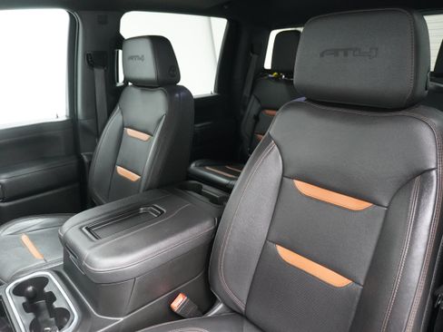 Used 2022 GMC Sierra 2500 AT4 w/ AT4 Premium Plus Package AWD/4WD image 15