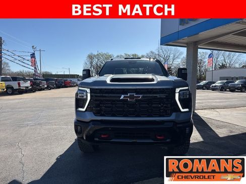 New 2026 Chevrolet Silverado 2500 ZR2 image 11