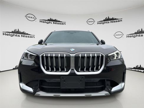 Used 2025 BMW X1 xDrive28i AWD/4WD image 1
