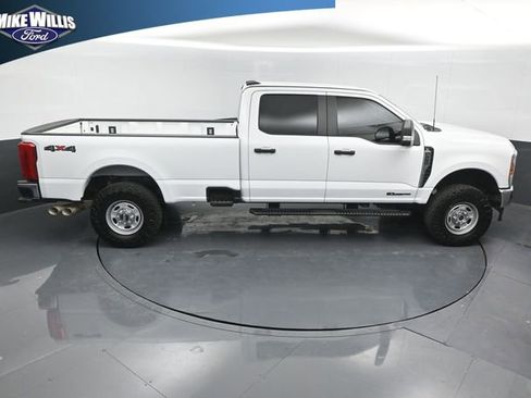 Used 2025 Ford F250 XL w/ XL Chrome Package image 16