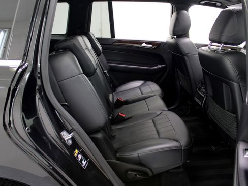 Used 2018 Mercedes-Benz GLS 450 4MATIC w/ Premium Package image 44