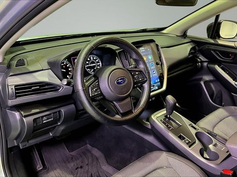 Used 2024 Subaru Crosstrek 2.0i Premium AWD/4WD image 16