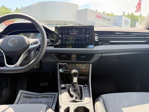 New 2026 Volkswagen Jetta SE FWD image 33