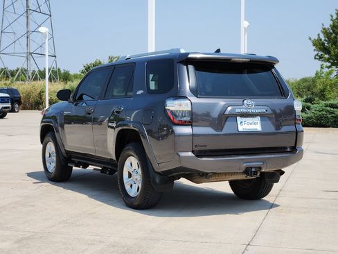 Used 2016 Toyota 4Runner SR5 AWD/4WD image 5