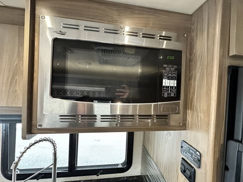 Used 2016 Mercedes-Benz Sprinter 3500 w/ Swivel Seat Package image 15