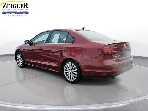 Used 2016 Volkswagen Jetta SEL w/ Lighting Package image 7