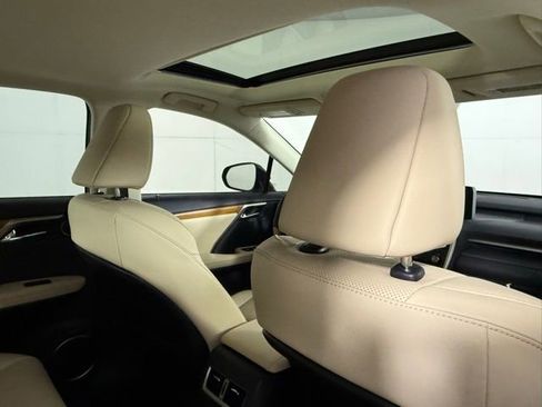 Used 2022 Lexus RX 350 350 w/ Premium Package image 30