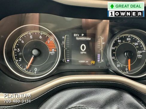Used 2017 Jeep Cherokee Latitude FWD image 9