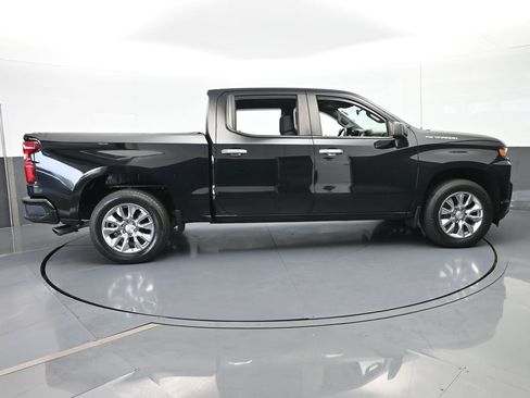 Used 2020 Chevrolet Silverado 1500 Custom w/ Custom Value Package image 7