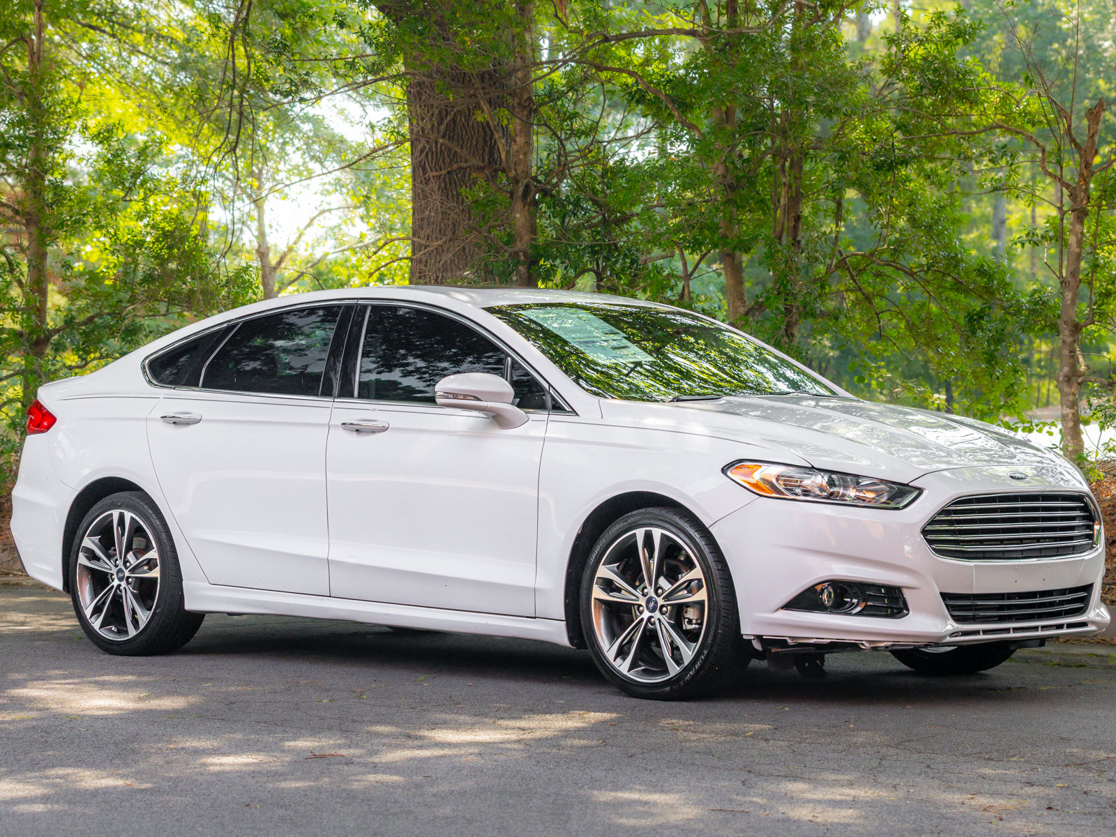 Used 2020 Ford Fusion Titanium FWD image 48