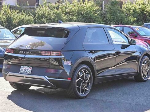 Certified 2024 Hyundai Ioniq 5 SEL image 4