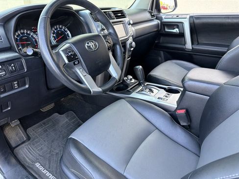 Used 2014 Toyota 4Runner SR5 Premium AWD/4WD image 10