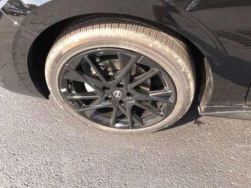 New 2025 Nissan Sentra SR w/ Midnight Edition image 10