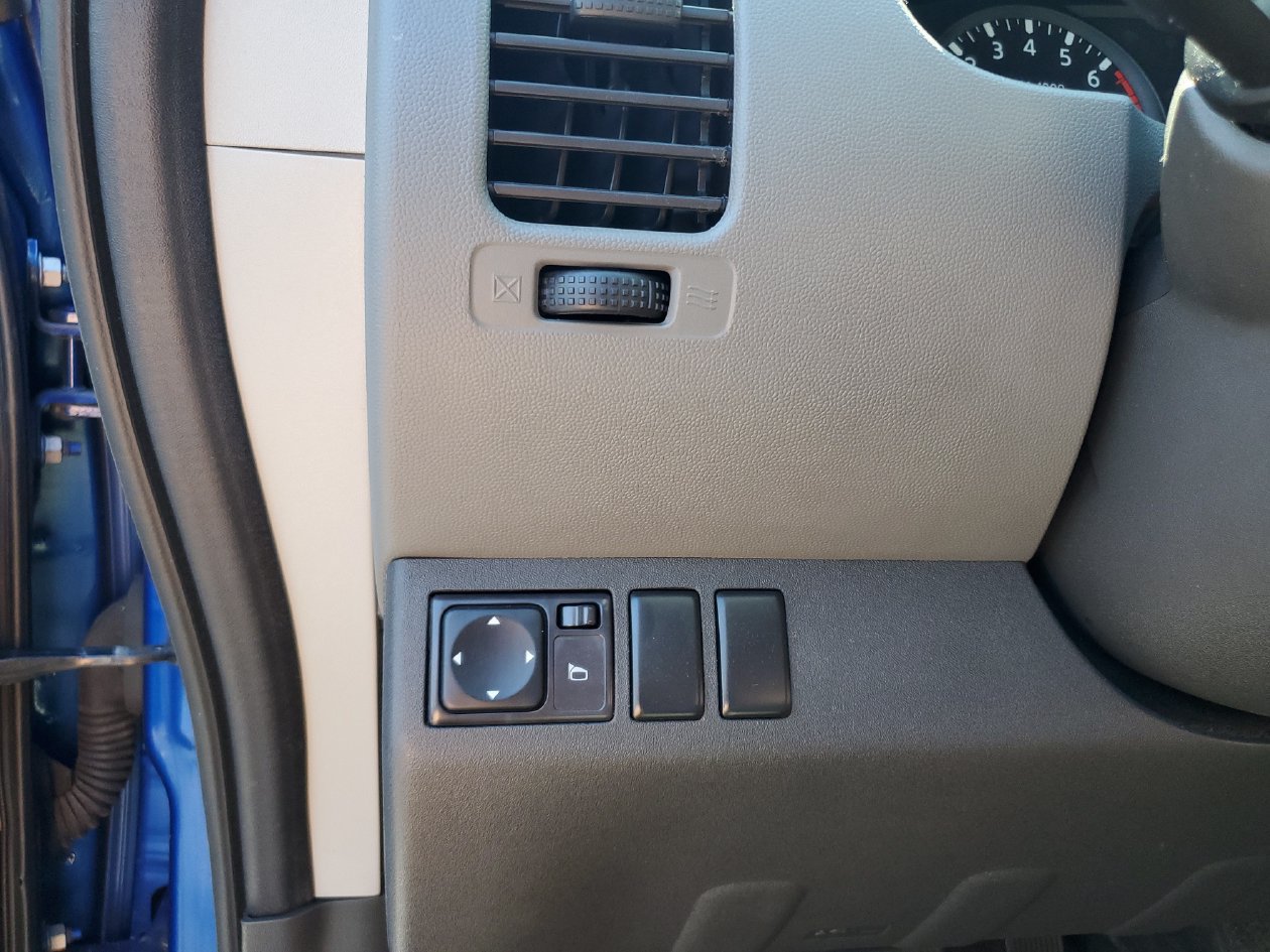 Used 2014 Nissan Xterra S w/ Value Package RWD image 28