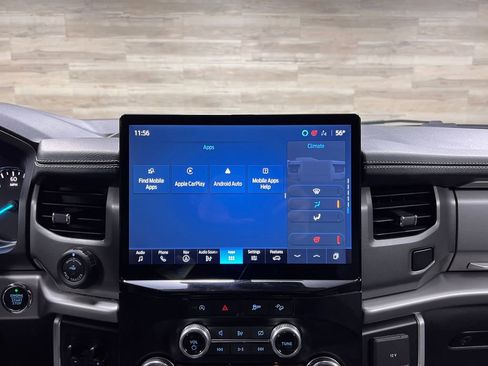 Used 2024 Ford Expedition Max XLT image 17