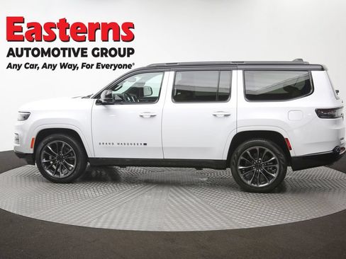 Used 2025 Jeep Grand Wagoneer Series III w/ Rear Seat Video Group 1 AWD/4WD image 66