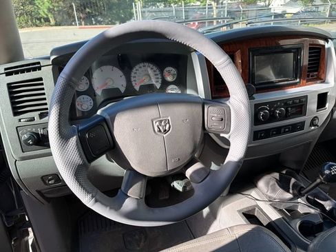 Used 2007 Dodge Ram 3500 Truck Laramie AWD/4WD image 18