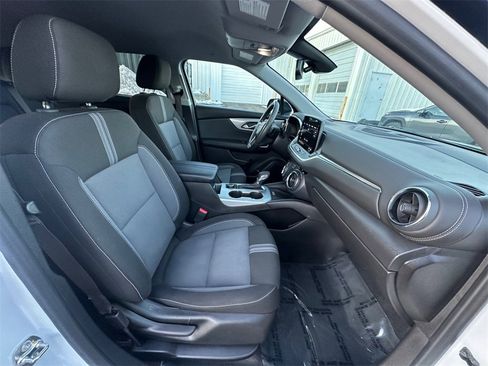 Used 2024 Chevrolet Blazer LT w/ Convenience Package image 23