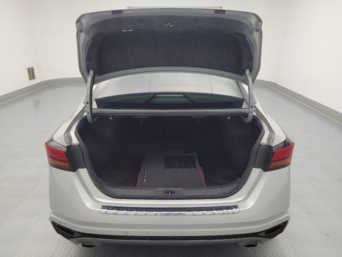 Used 2021 Nissan Altima 2.5 SR FWD image 29