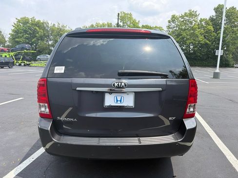 Used 2014 Kia Sedona EX FWD image 5