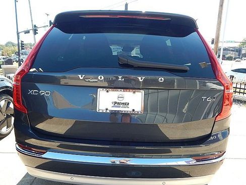 Certified 2022 Volvo XC90 T6 Inscription image 9