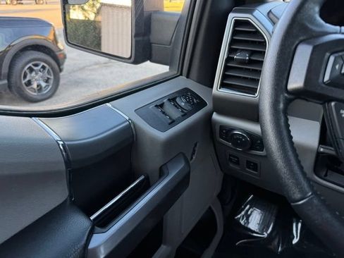 Used 2020 Ford F150 XLT w/ Equipment Group 302A Luxury AWD/4WD image 30