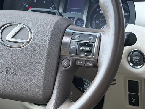 Used 2017 Lexus GX 460 Luxury AWD/4WD image 34