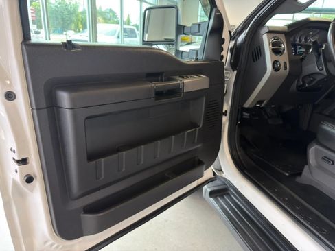 Used 2016 Ford F350 Lariat w/ Lariat Ultimate Package AWD/4WD image 15