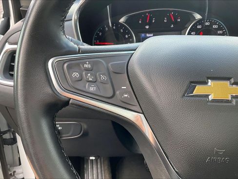 Used 2024 Chevrolet Equinox LT FWD image 19