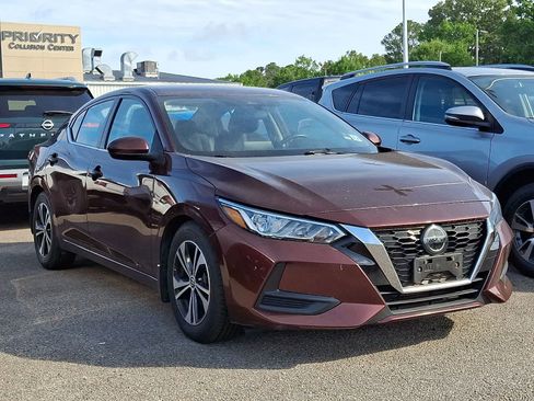 Used 2022 Nissan Sentra SV w/ All-Weather Package FWD image 2