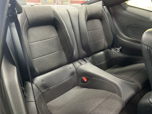 Used 2025 Ford Mustang Coupe image 30