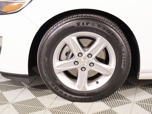 Used 2025 Chevrolet Malibu LS image 16