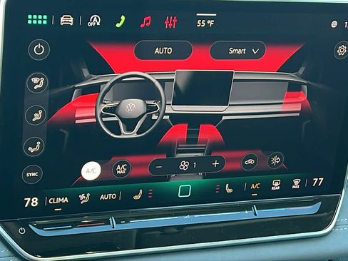 New 2026 Volkswagen Tiguan SE AWD/4WD image 14