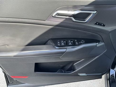 Used 2024 Kia Sportage SX image 21